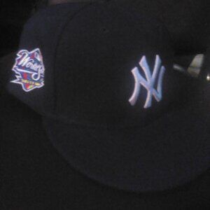 New era Yankee word series size 7 7/8